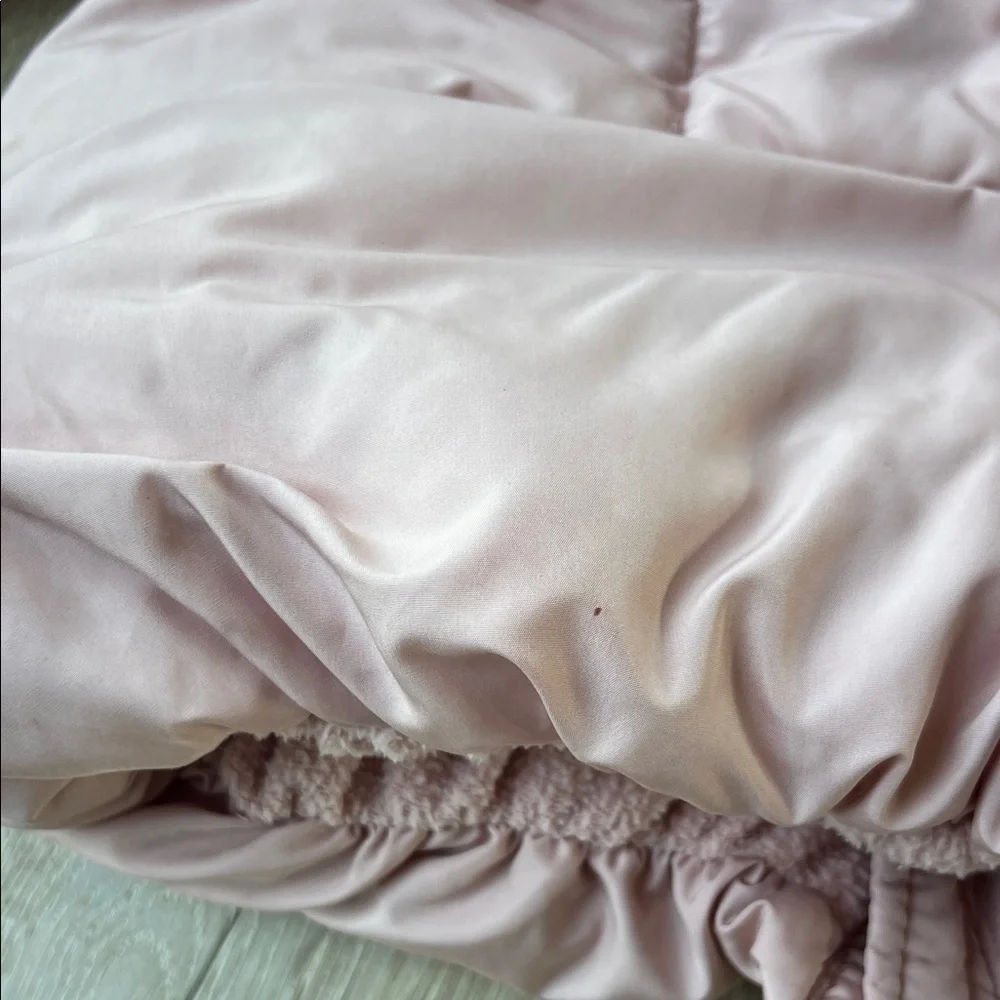 Zara Hooded Puffer Jacket with Faux Fur Trim 18-24 month - Picture 4 of 4